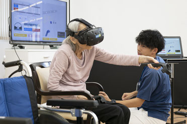 <画像引用：医療VR「KAGURA」　>