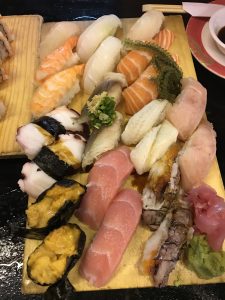 ホーチミンで人気沸騰中！ベトナム人による本格お寿司屋さん「すしコ」