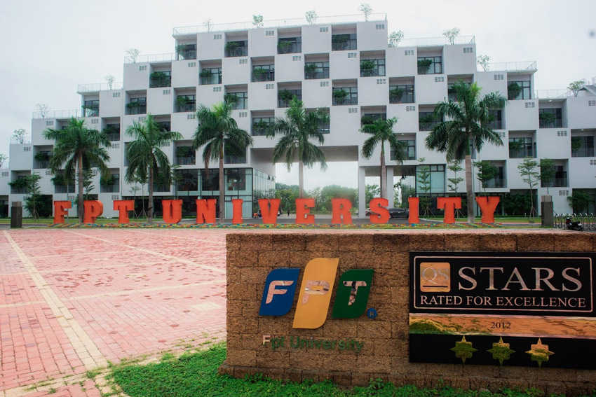 FPT University