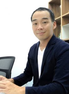 代表取締役　河本直己（かわもと　なおき）